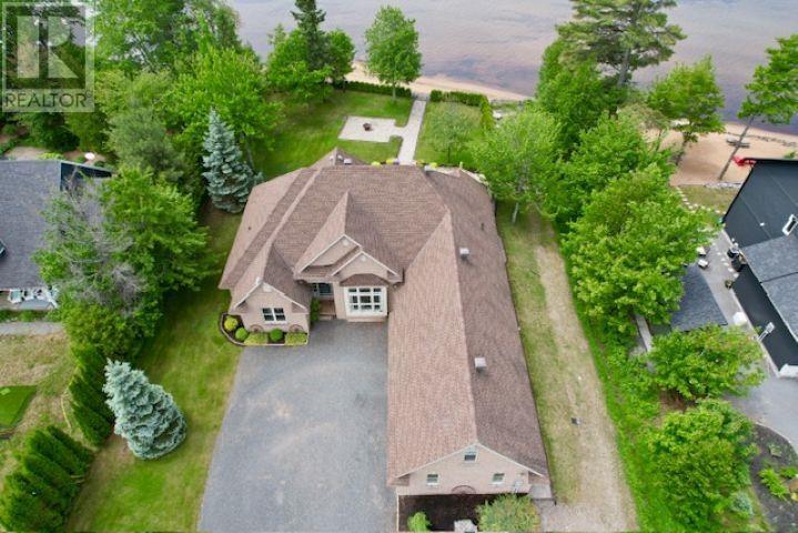 857 Sunnyside Beach Rd, Sault Ste. Marie, Ontario  P6A 6K4 - Photo 47 - SM262071