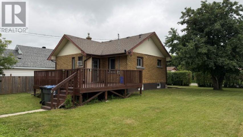 700 Francis St, Thunder Bay, Ontario