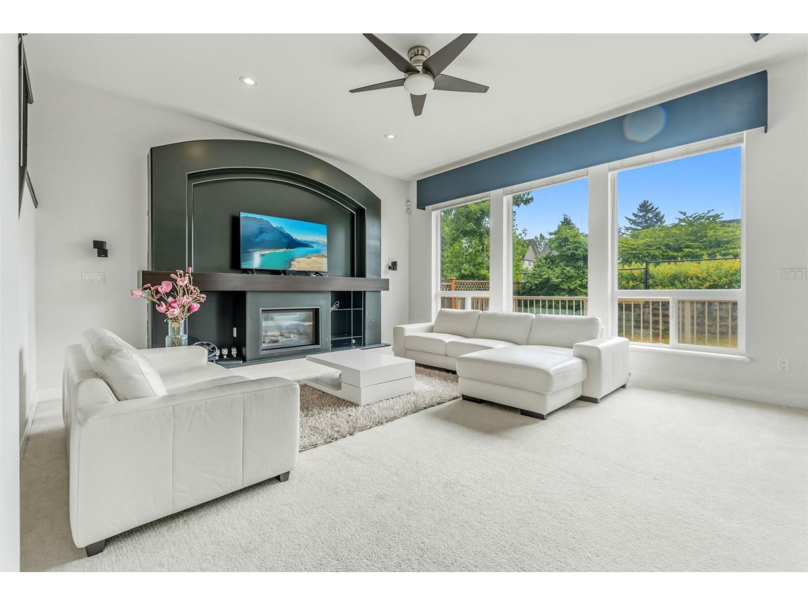 8256 Trondheim Drive, Delta, British Columbia  V4C 0B8 - Photo 3 - R3148030