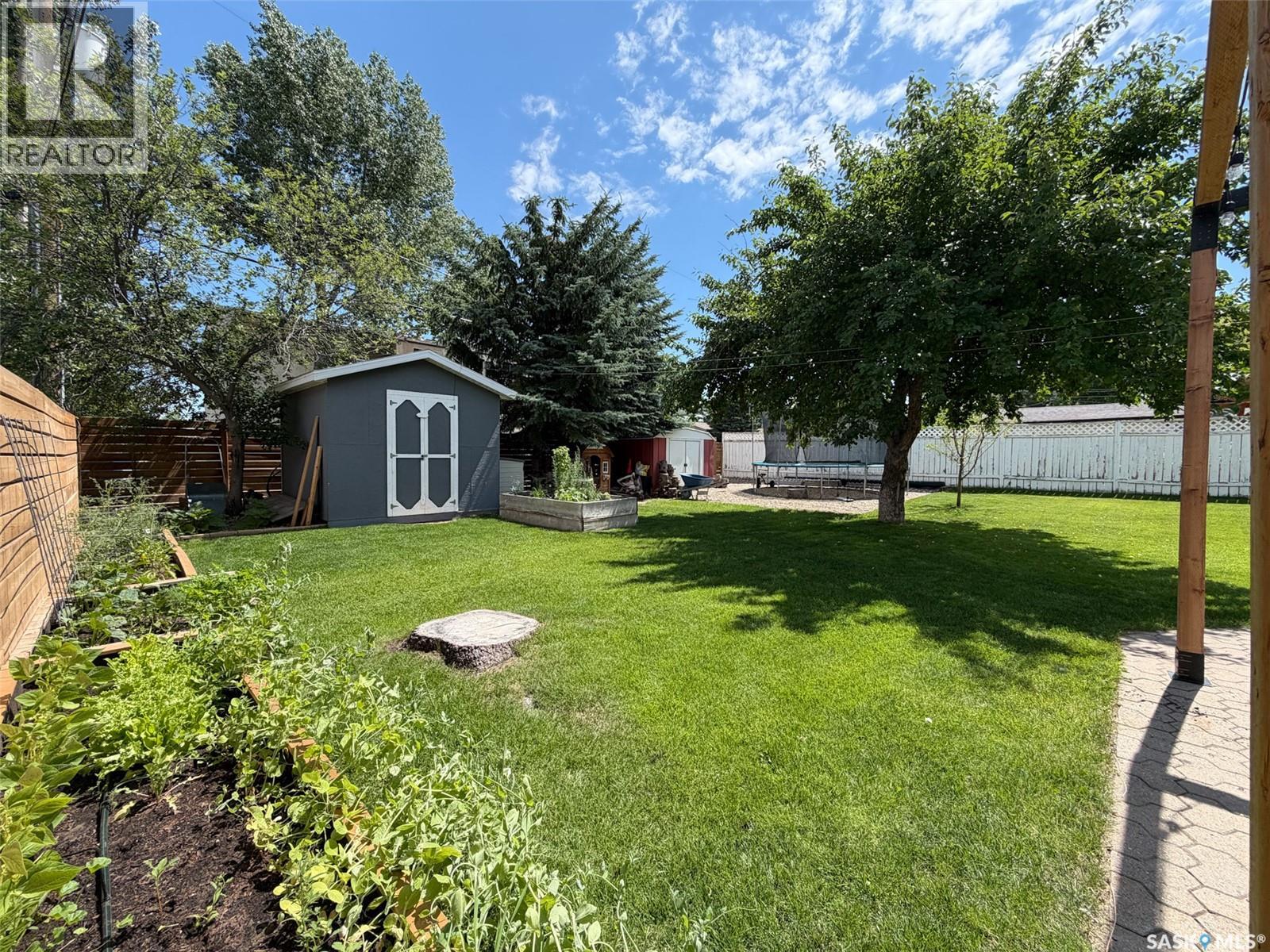 386 4th Street E, Shaunavon, Saskatchewan  S0N 2M0 - Photo 29 - SK042692