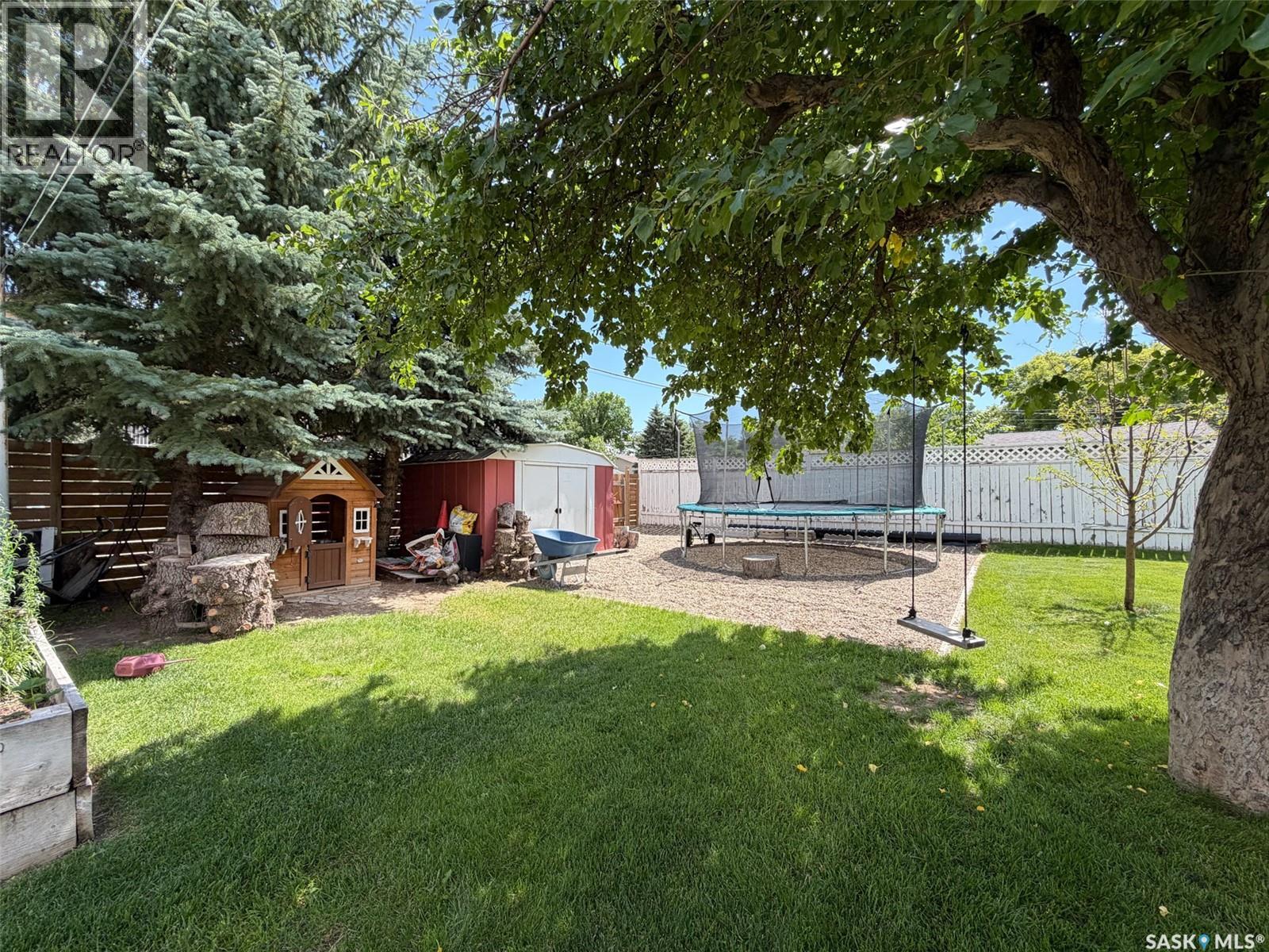 386 4th Street E, Shaunavon, Saskatchewan  S0N 2M0 - Photo 31 - SK042692