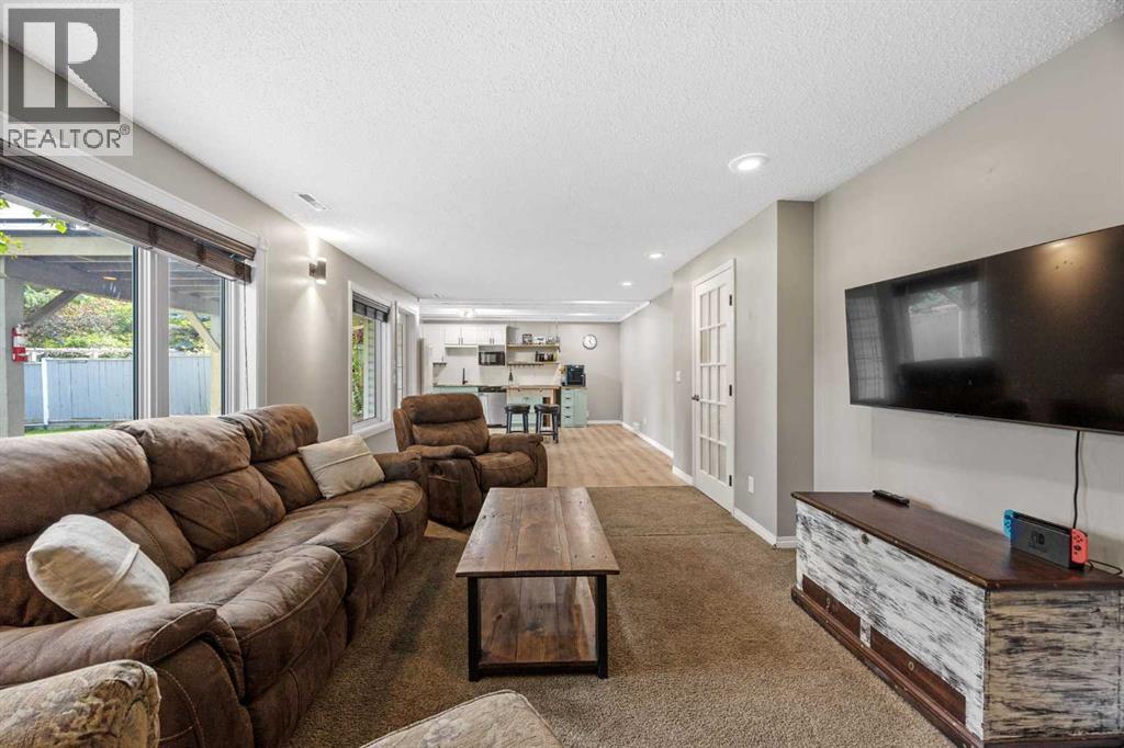 17 Sunset Crescent, Okotoks, Alberta  T1S 1M6 - Photo 30 - A2309963