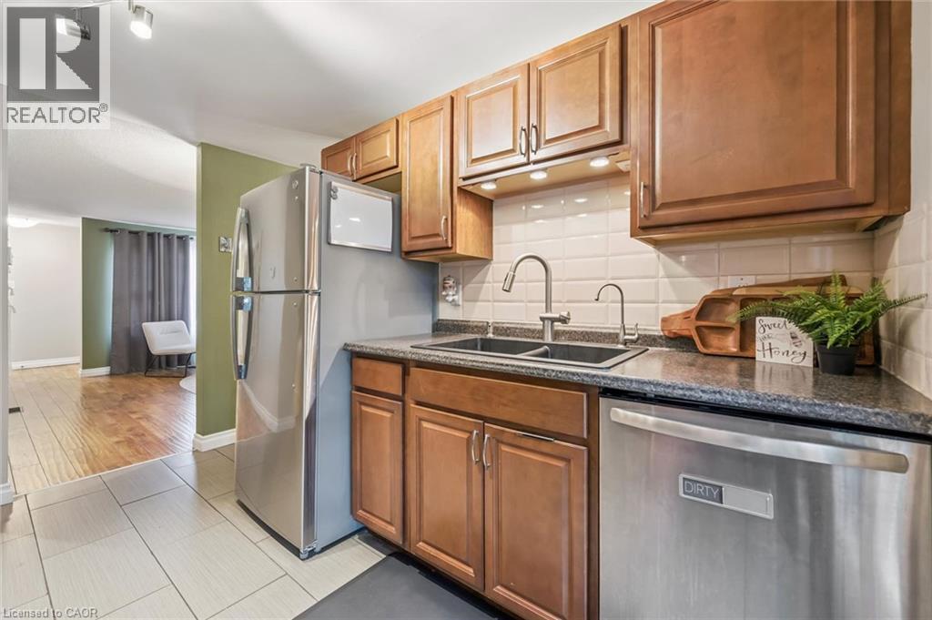 460 Parkview Crescent, Cambridge, Ontario  N3H 4X7 - Photo 11 - 40851970