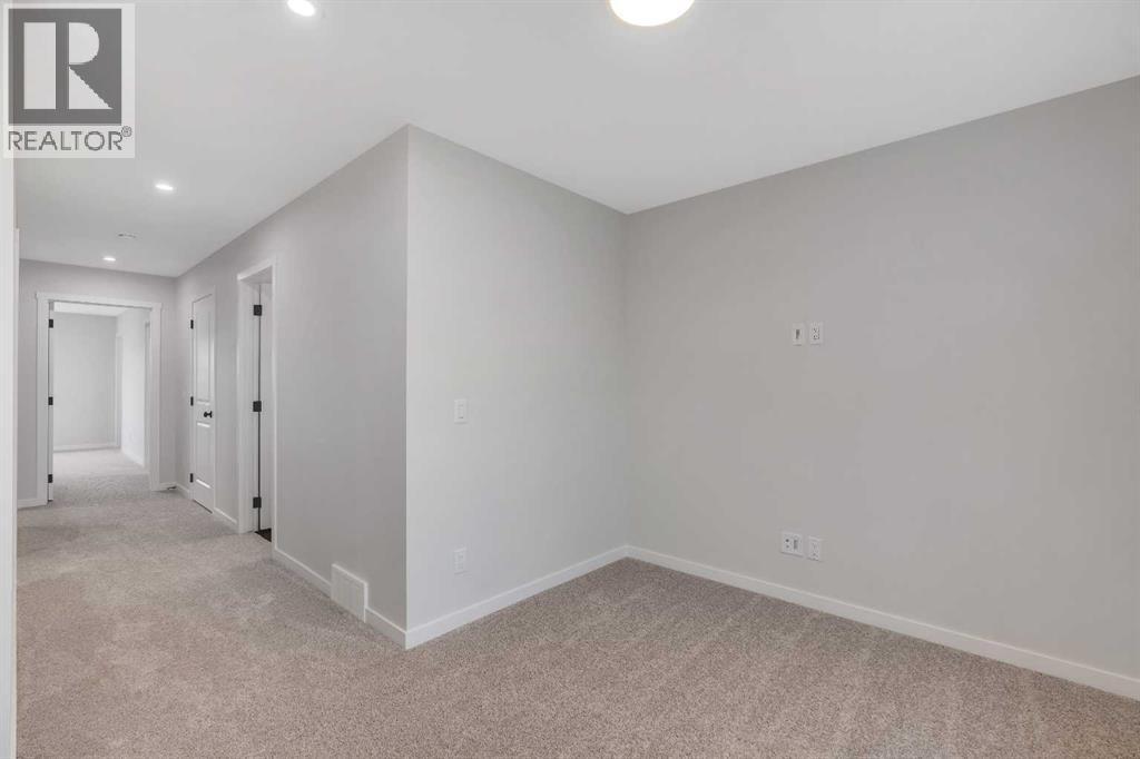 50 Creekview Gardens SW, Calgary, Alberta  T2X 4Y1 - Photo 39 - A2316512