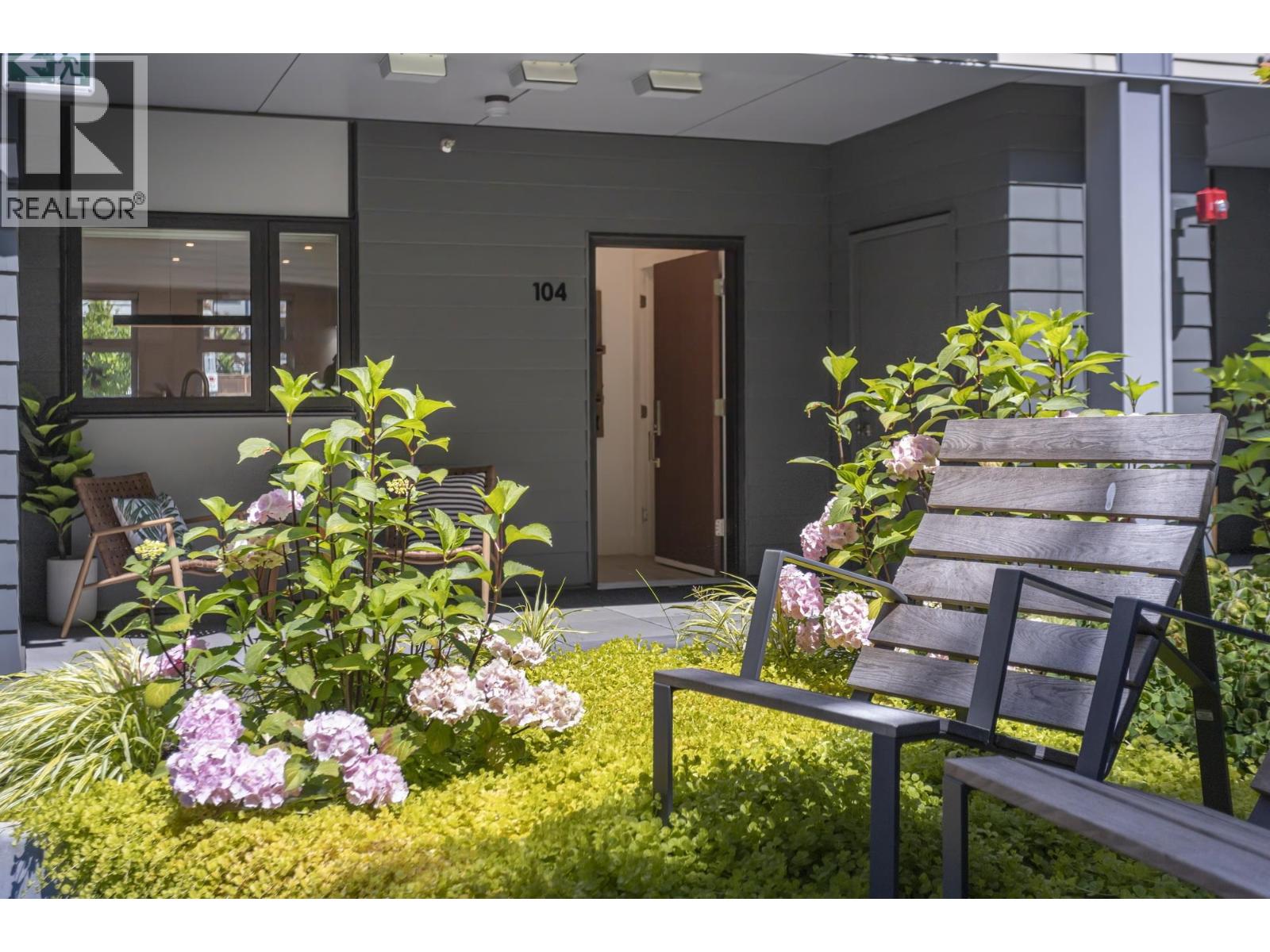 104 342 Mountain Highway, North Vancouver, British Columbia V7J 2K8 - Photo 27 - R3153277
