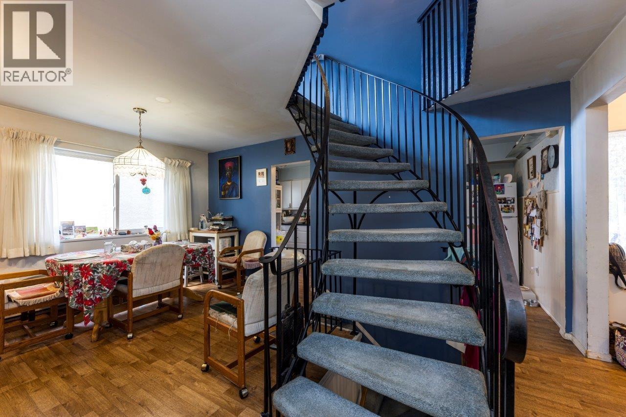 4339 Cliffmont Road, North Vancouver, British Columbia V7G 1J6 - Photo 19 - R3153280