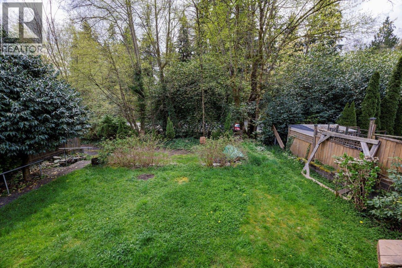 4339 Cliffmont Road, North Vancouver, British Columbia V7G 1J6 - Photo 31 - R3153280