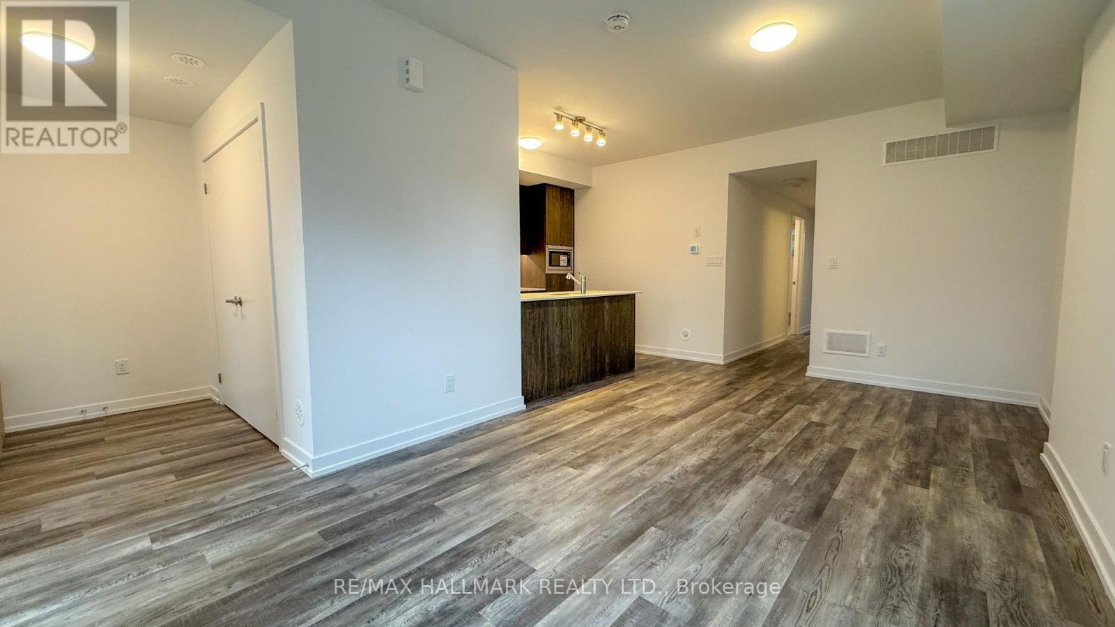 120 - 51 Jefferson Side Road, Richmond Hill, Ontario  L4E 1M1 - Photo 6 - N13643710