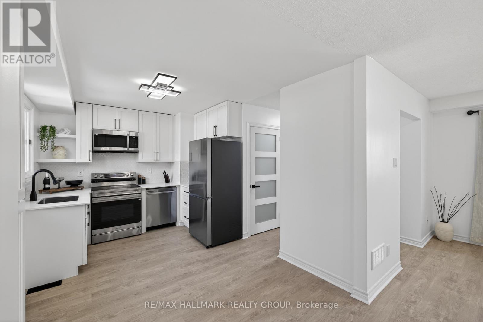 226 Old Colony Road, Ottawa, Ontario  K2L 1M7 - Photo 18 - X13206936