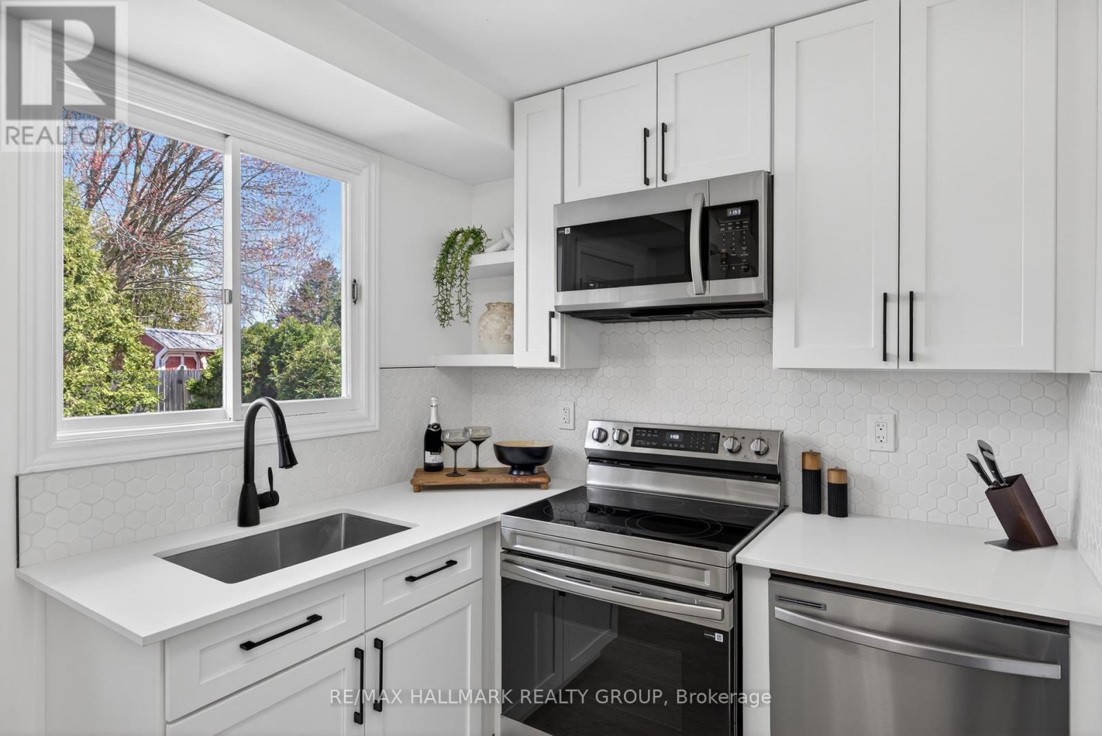 226 Old Colony Road, Ottawa, Ontario  K2L 1M7 - Photo 17 - X13206936