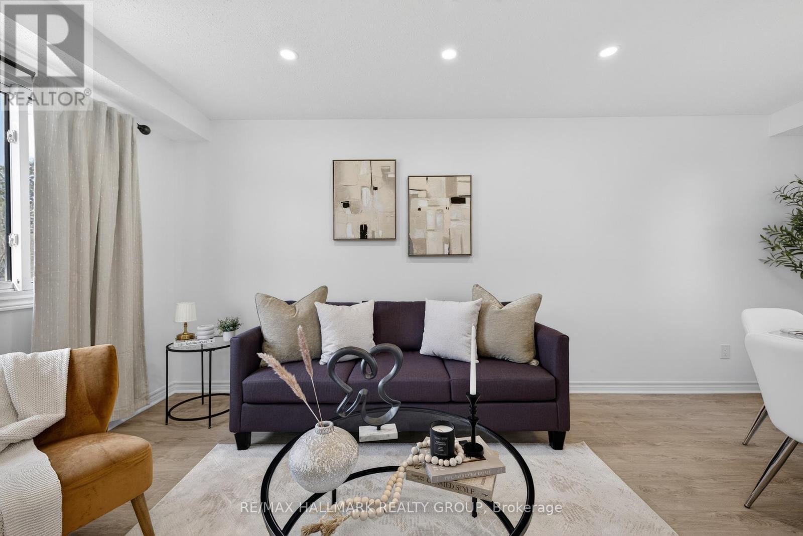 226 Old Colony Road, Ottawa, Ontario  K2L 1M7 - Photo 4 - X13206936