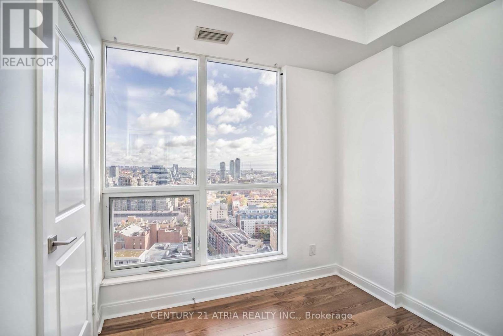 2809 - 1 SCOTT STREET