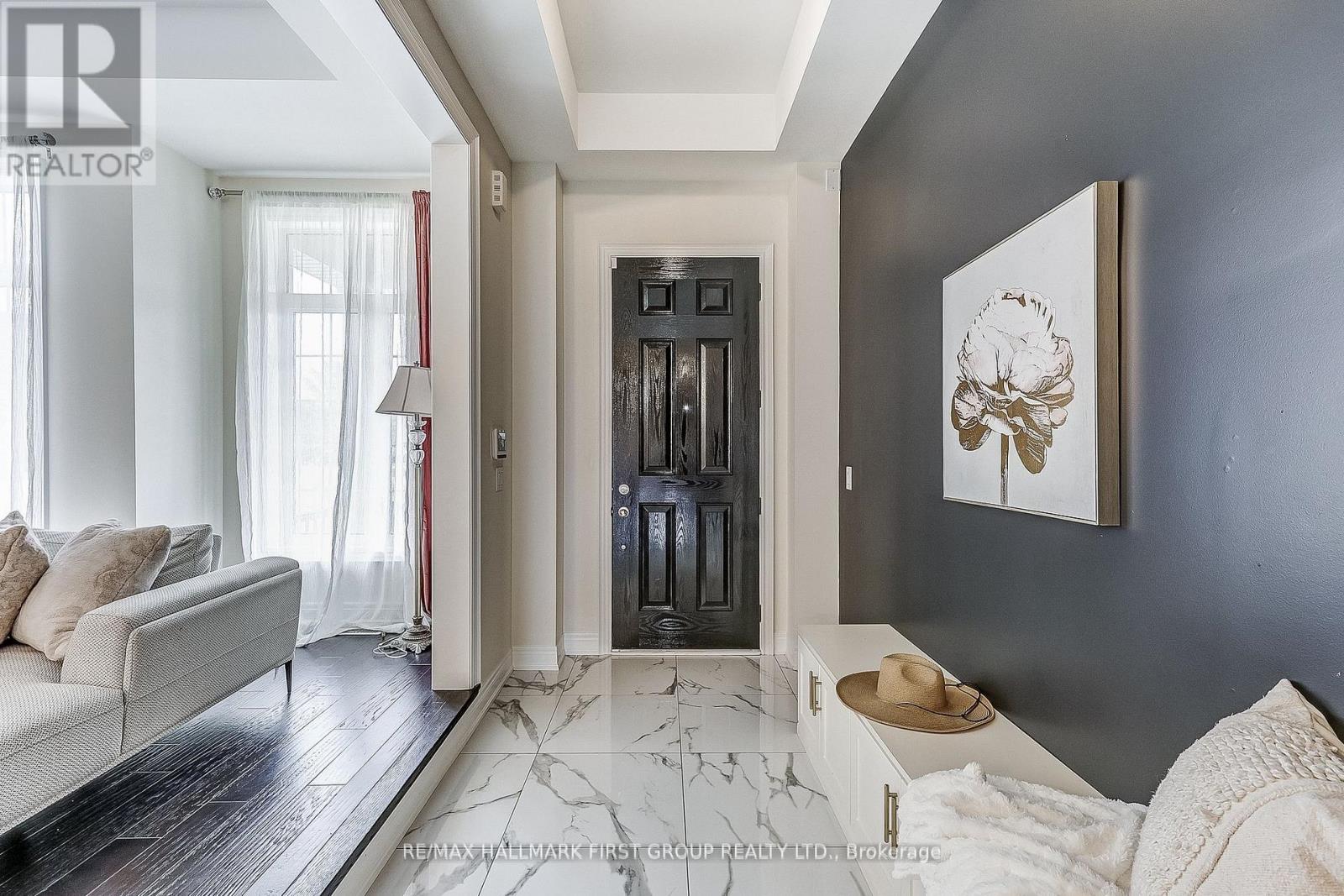 16 Beaverdams Drive, Whitby, Ontario  L1P 0C4 - Photo 3 - E13644682