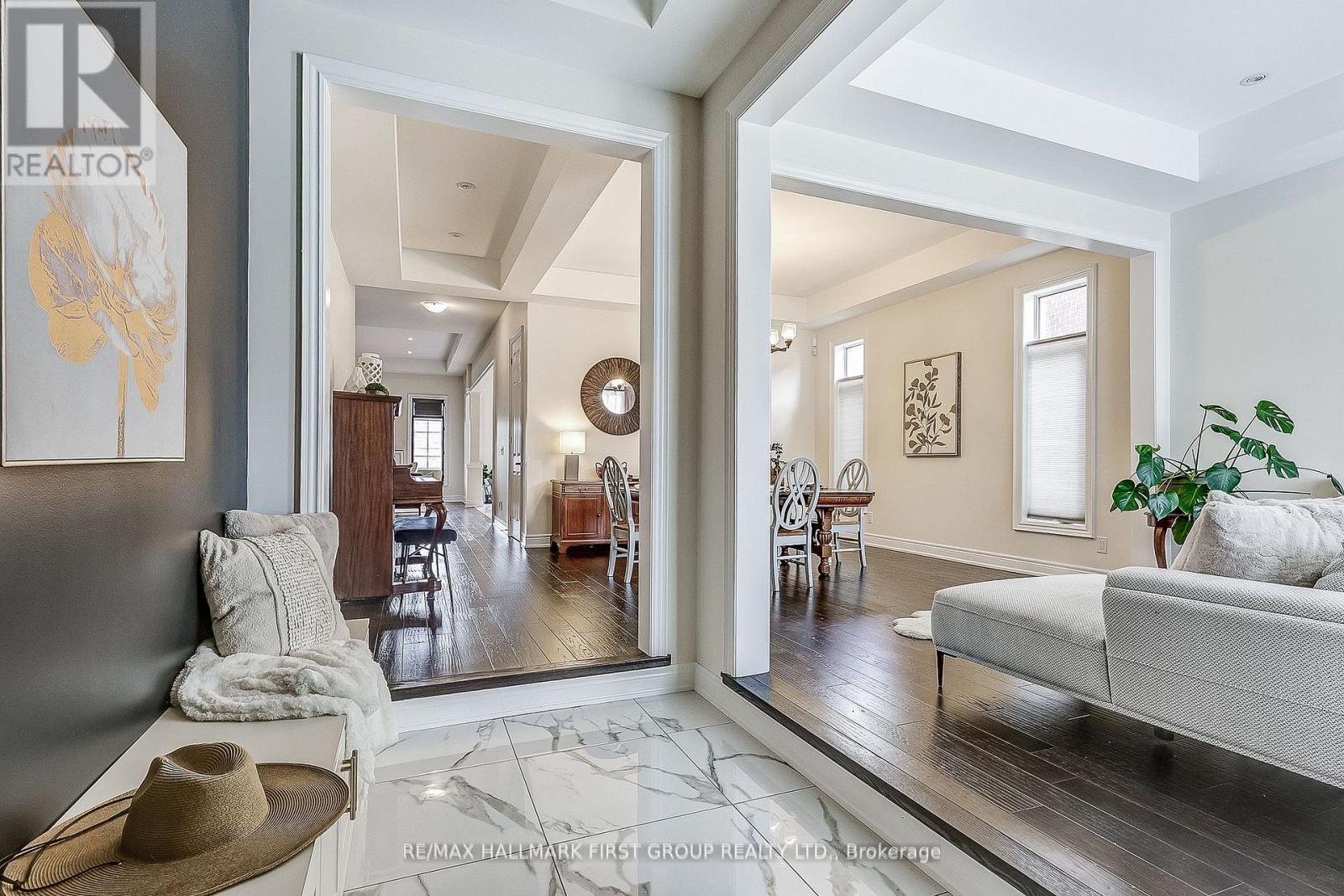 16 Beaverdams Drive, Whitby, Ontario  L1P 0C4 - Photo 4 - E13644682