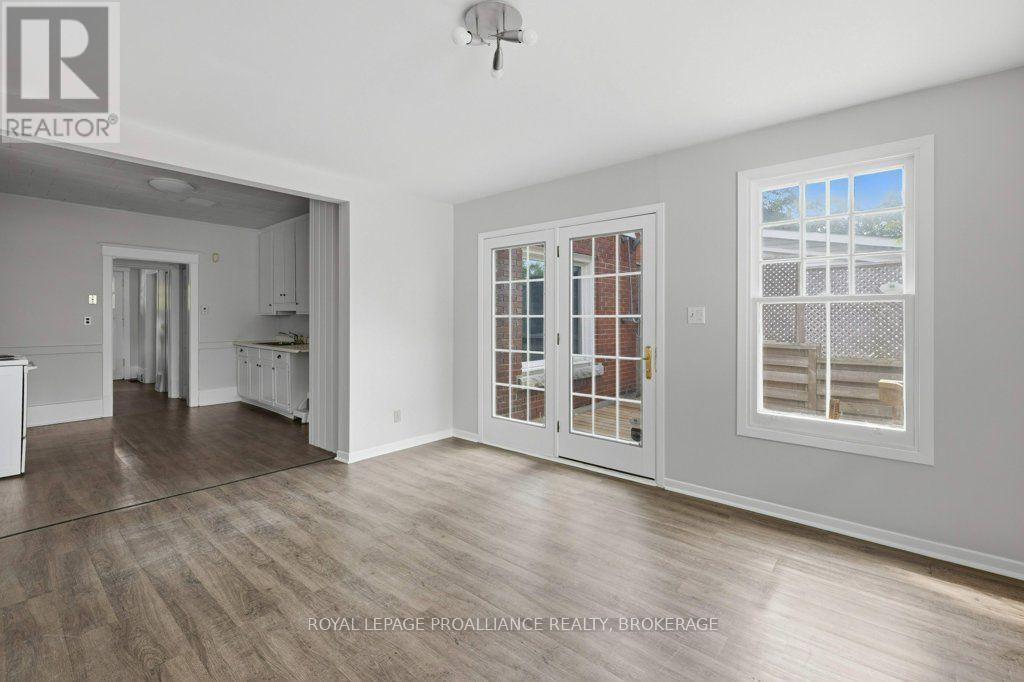 256 Collingwood Street, Kingston, Ontario  K7L 3X8 - Photo 11 - X13644746
