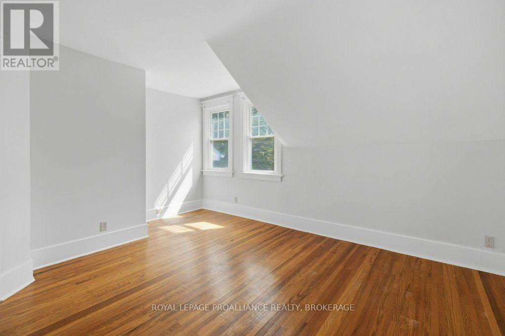 256 Collingwood Street, Kingston, Ontario  K7L 3X8 - Photo 24 - X13644746