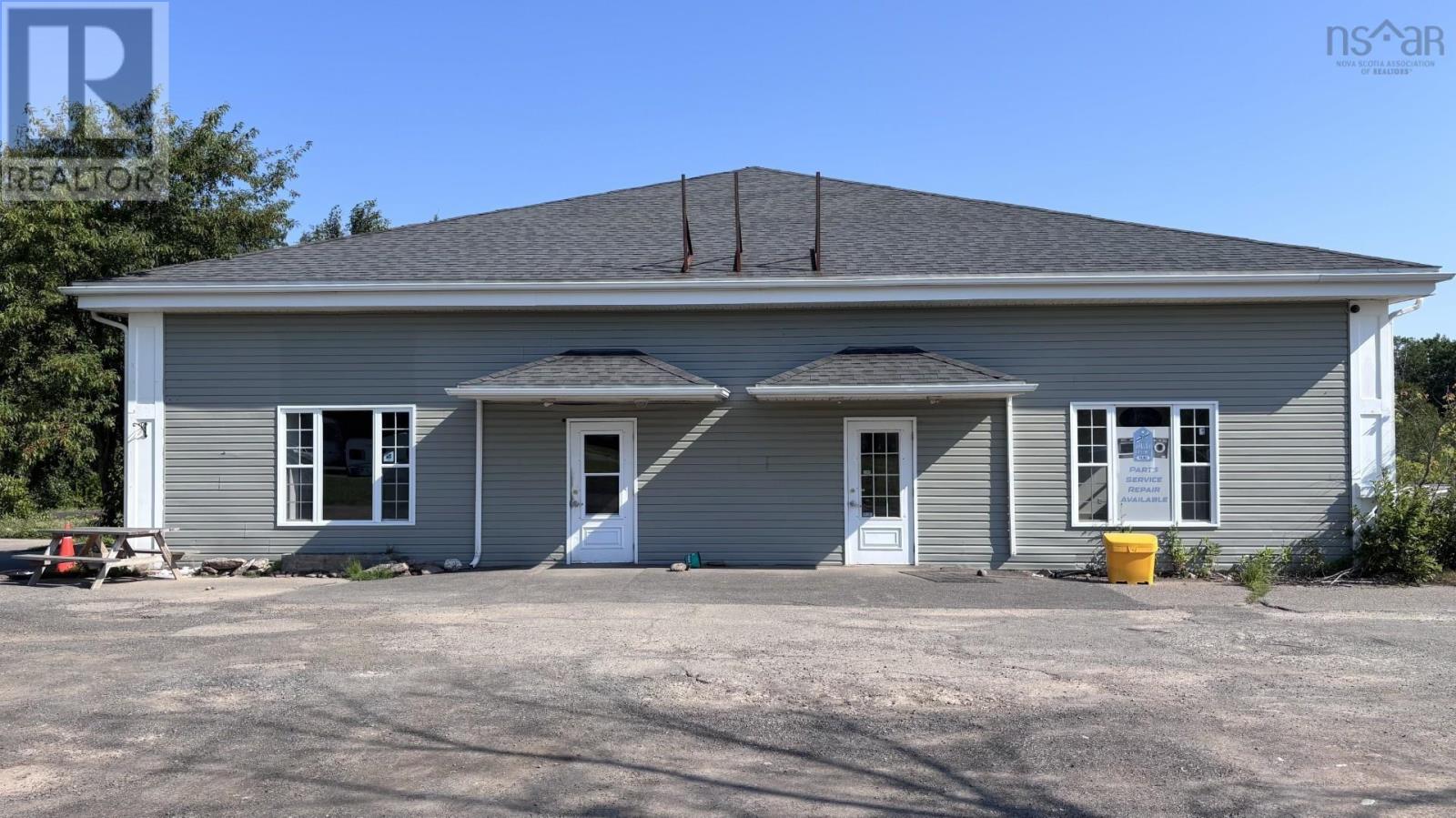 9701 Commercial Street, new minas, Nova Scotia