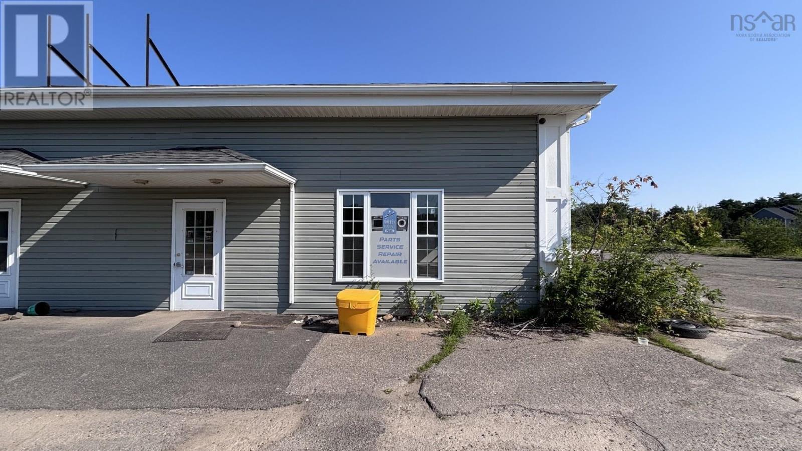 9701 Commercial Street, New Minas, Nova Scotia  B4N 3G6 - Photo 5 - 202619768