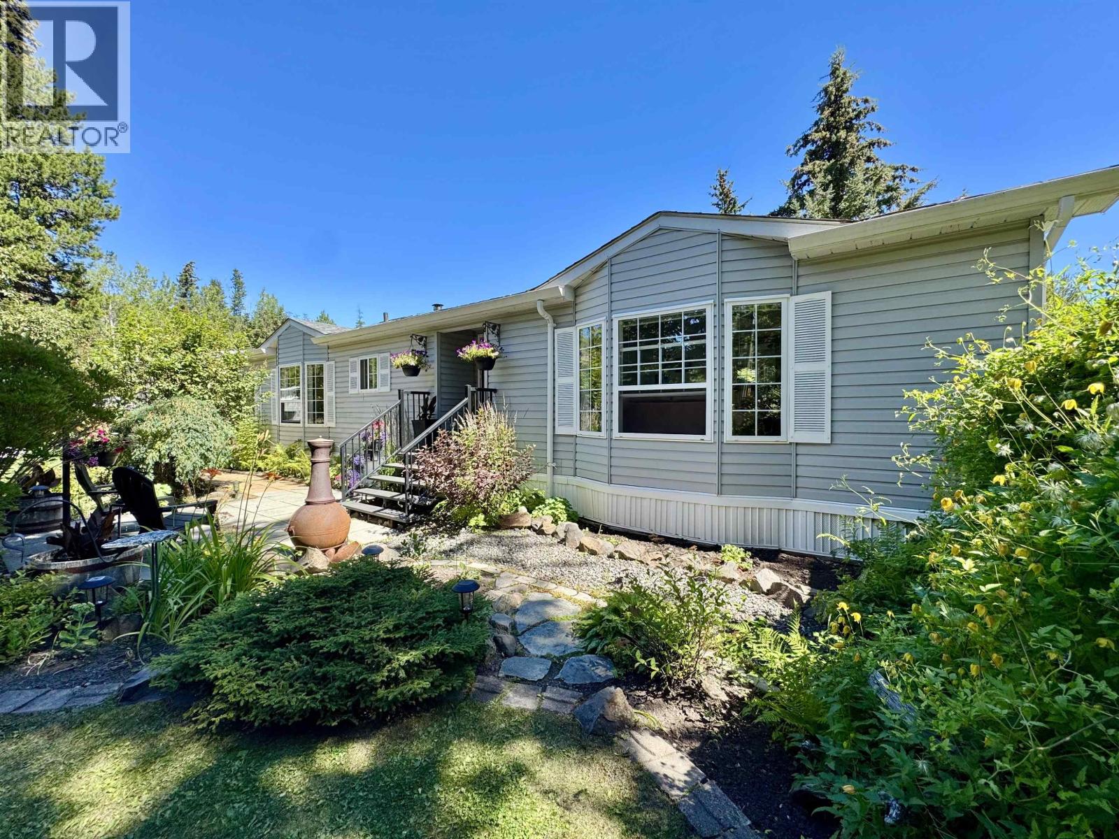 6485 Grey Crescent, Horse Lake, British Columbia  V0K 2E3 - Photo 1 - R3153289