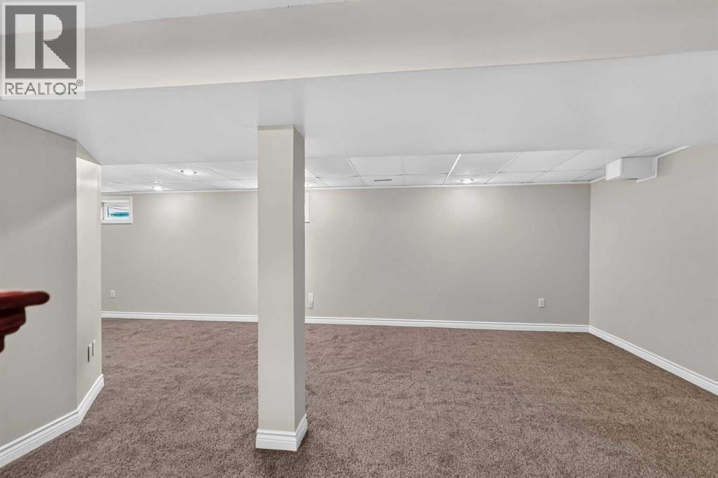 286 Kennedy Bay, Fort Mcmurray, Alberta  T9K 1P7 - Photo 37 - A2334671