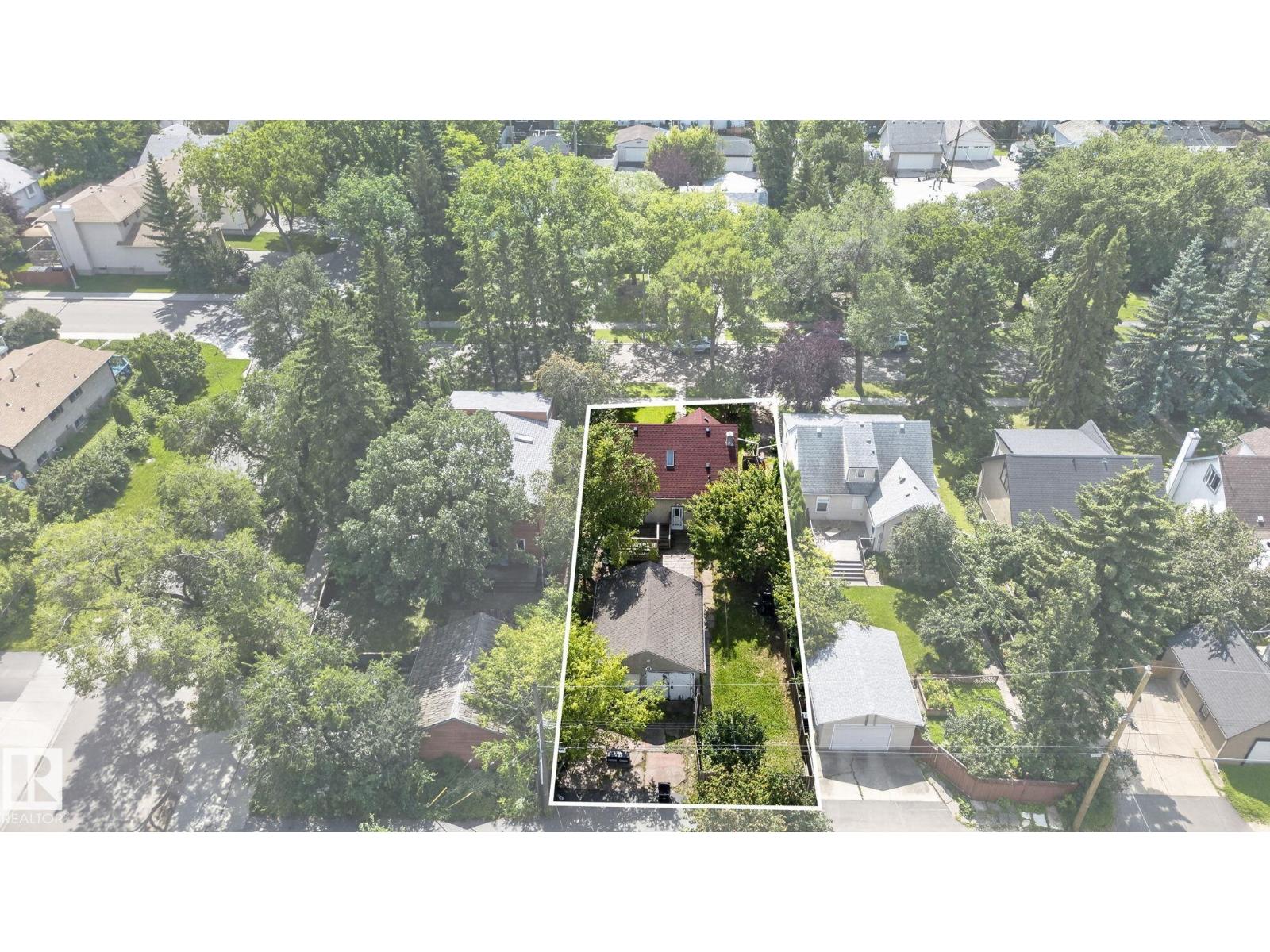 10508 67 Av NW NW, Edmonton, Alberta  T6H 1Z5 - Photo 42 - E4502349