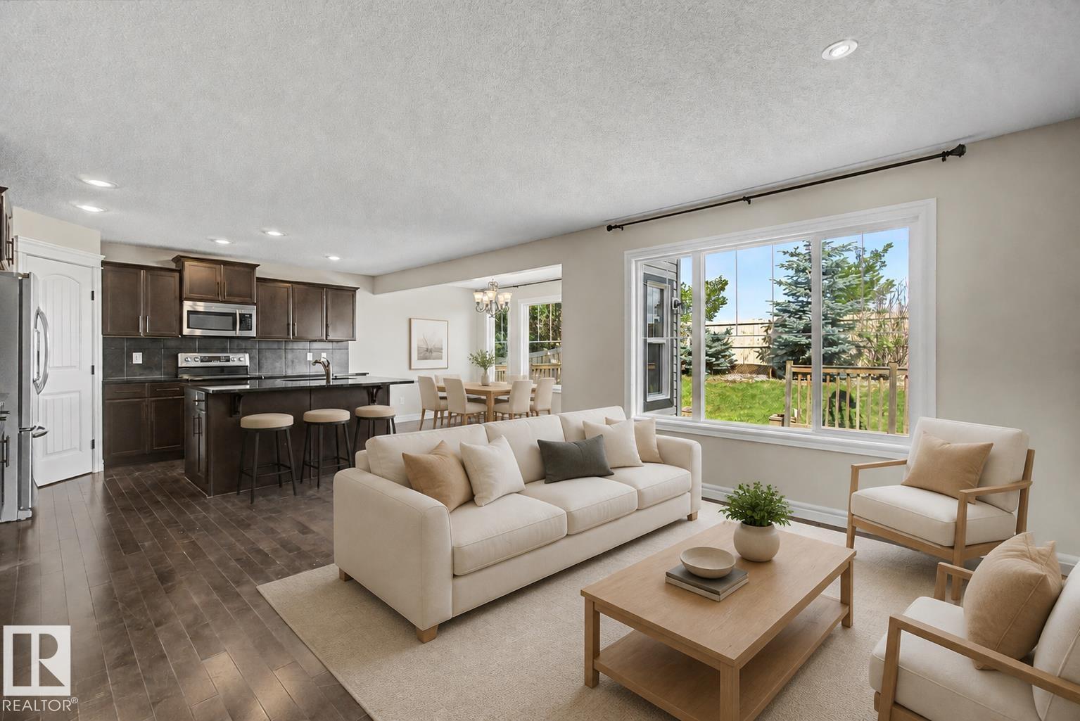 15868 10 AV SW, edmonton, Alberta