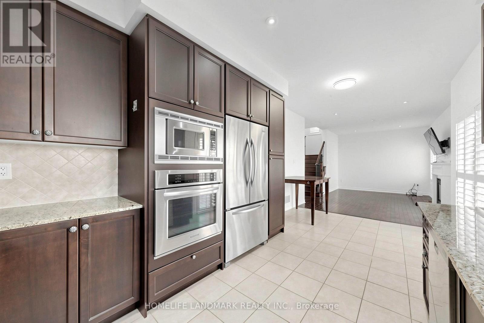 4 Merton Street, Richmond Hill, Ontario  L4E 2Z2 - Photo 11 - N13644728