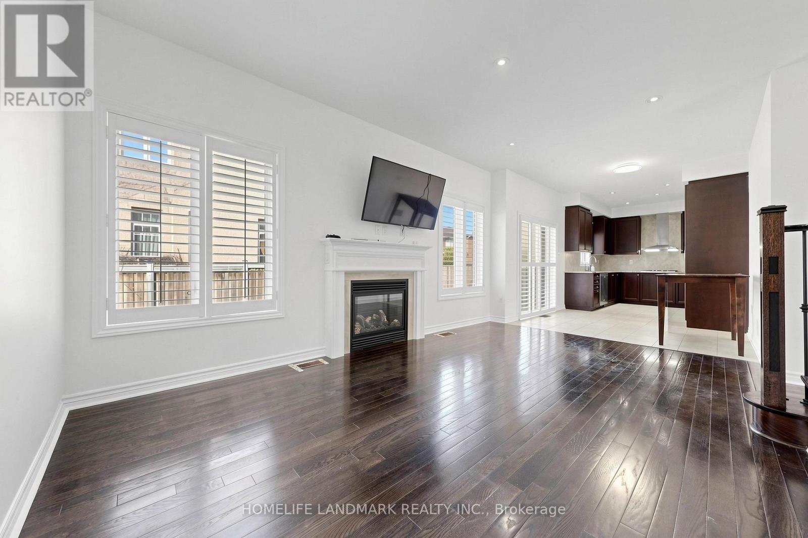 4 Merton Street, Richmond Hill, Ontario  L4E 2Z2 - Photo 7 - N13644728