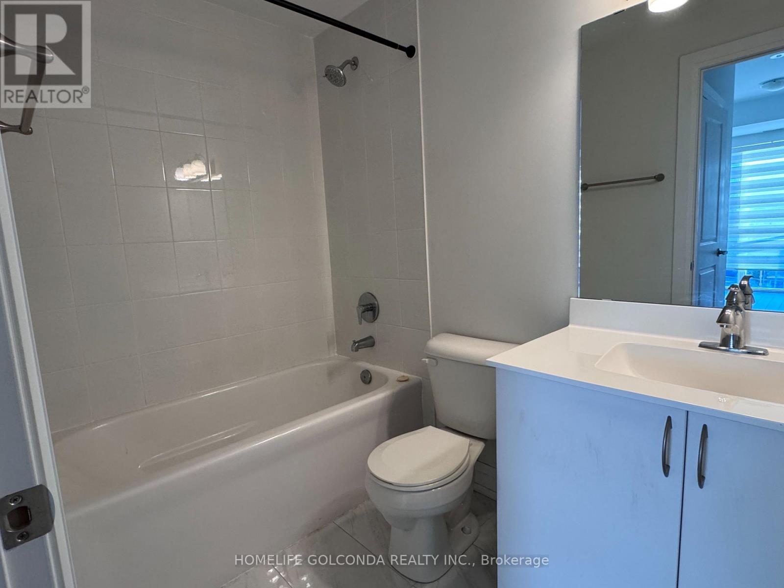 A403 - 5309 Highway  7 Street, Vaughan, Ontario  L4L 0B4 - Photo 11 - N13644800