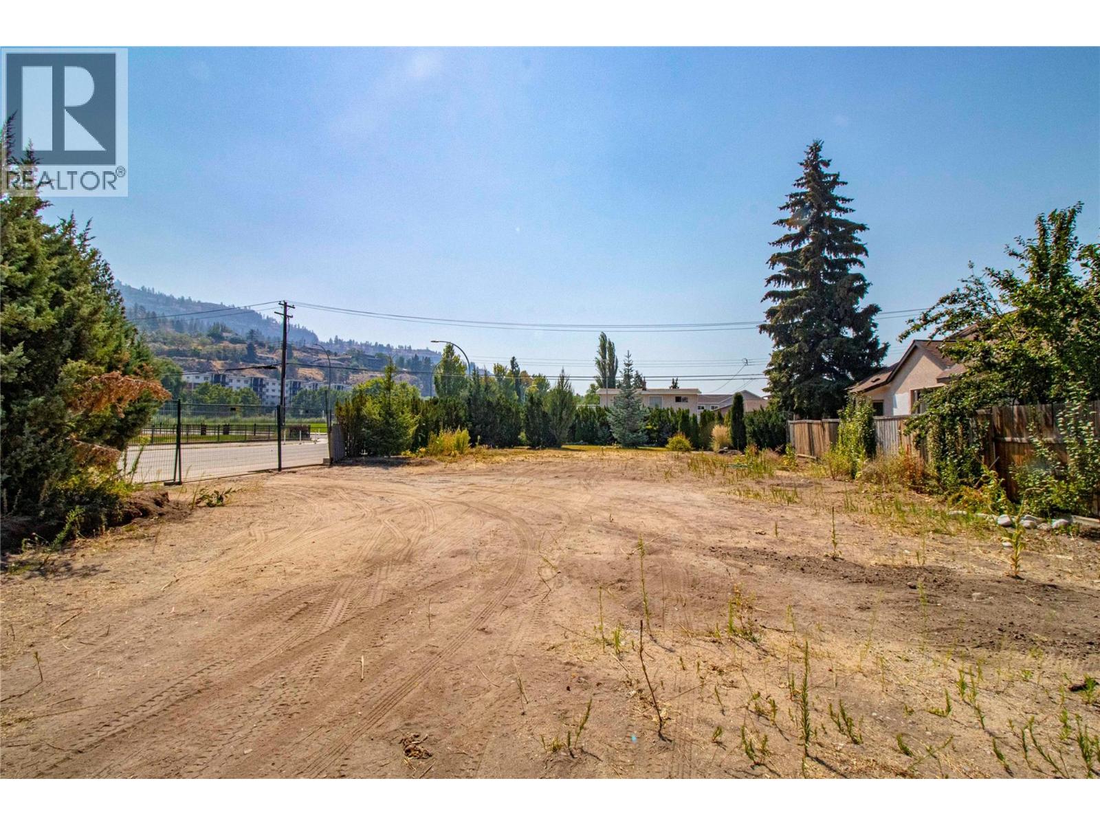 105 Lee Avenue, Penticton, British Columbia  V2A 3V9 - Photo 2 - 10394084