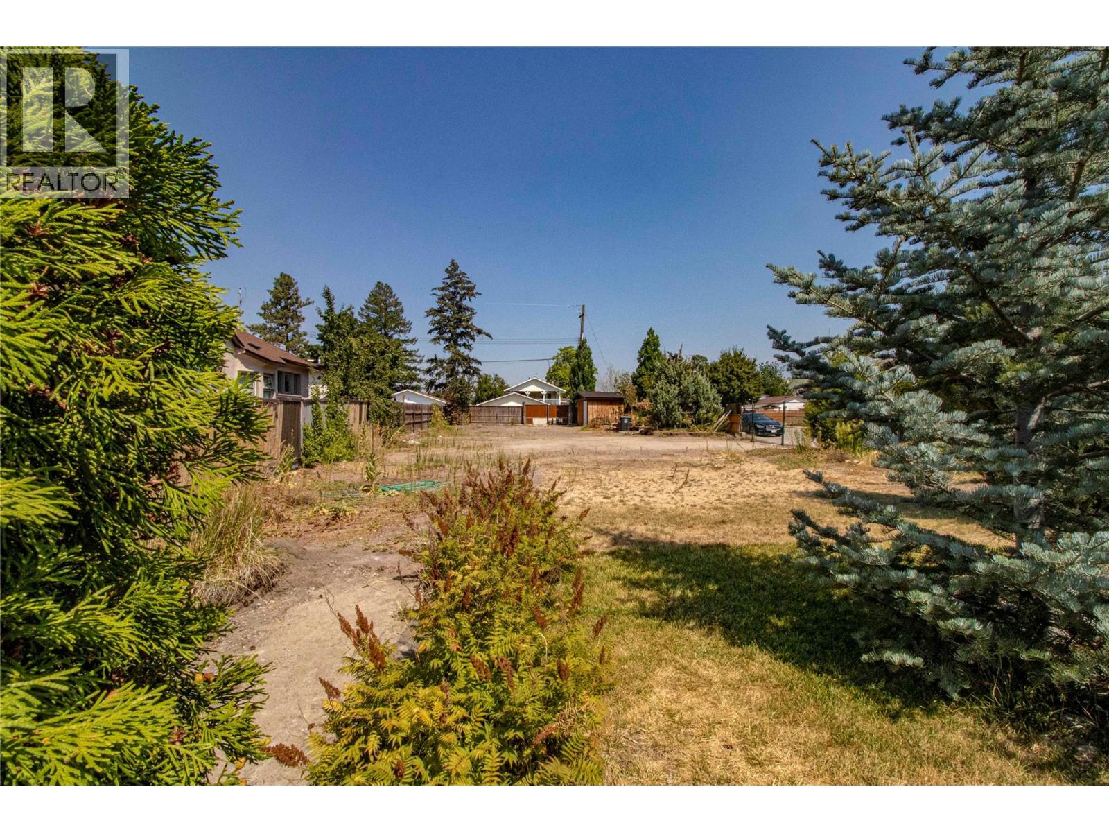 105 Lee Avenue, Penticton, British Columbia  V2A 3V9 - Photo 7 - 10394084