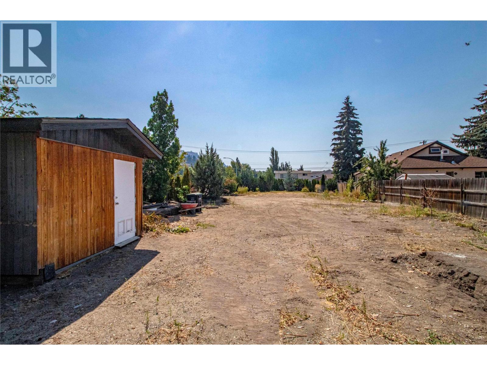 105 Lee Avenue, Penticton, British Columbia  V2A 3V9 - Photo 11 - 10394084