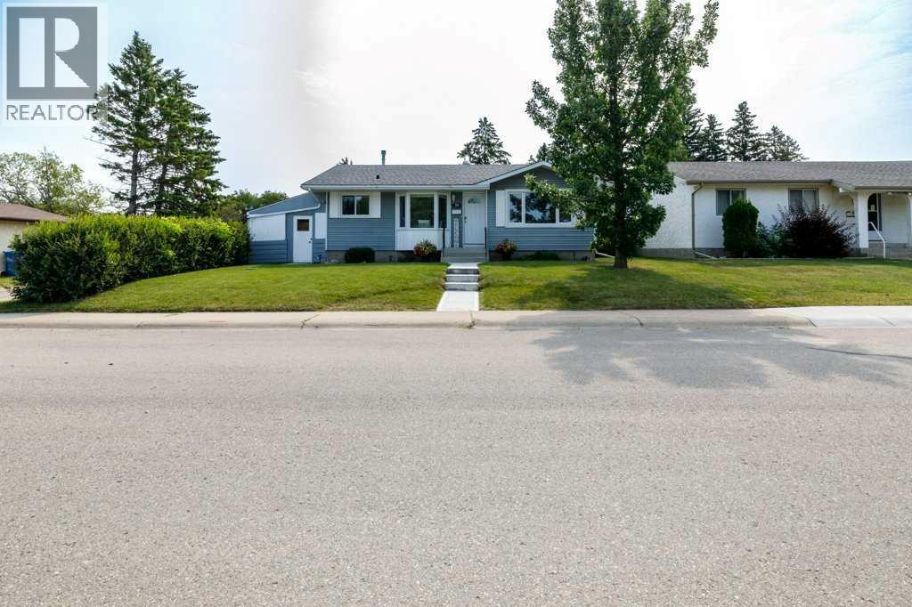 10 Odstone Green, Red Deer, Alberta
