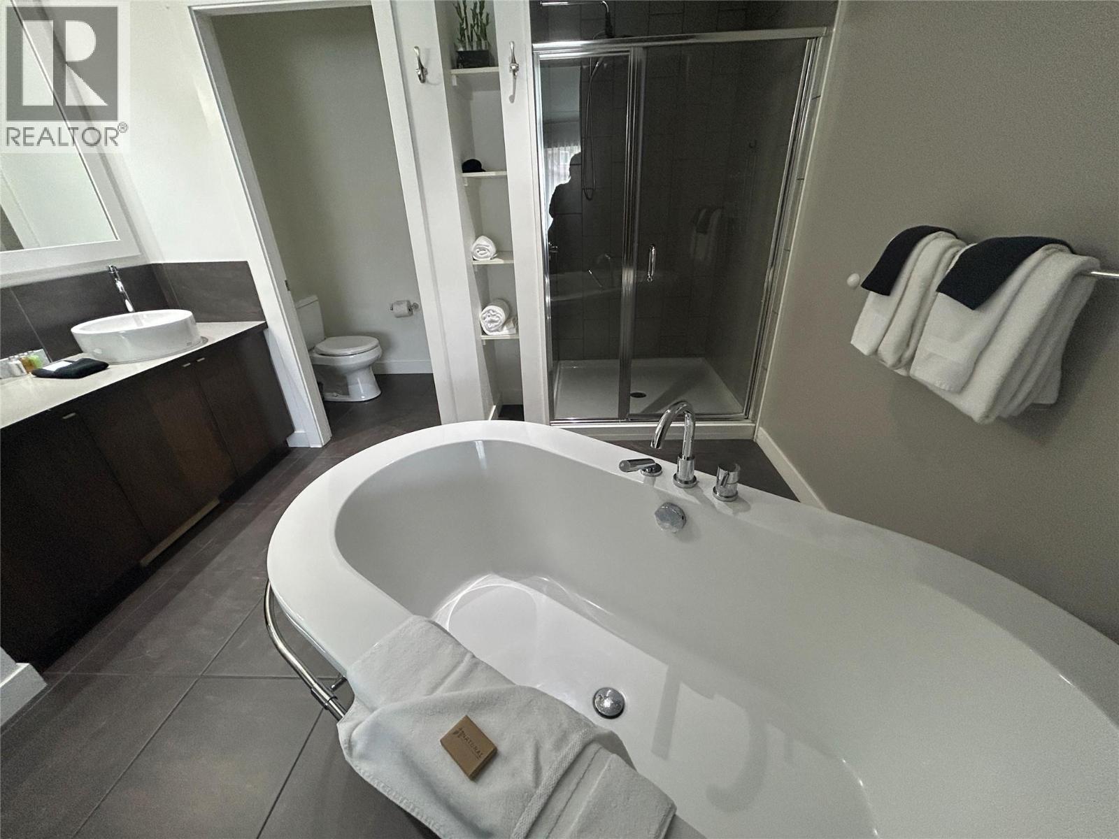400 Stemwinder Drive Unit# 413, Kimberley, British Columbia  V1A 3E9 - Photo 22 - 10394256