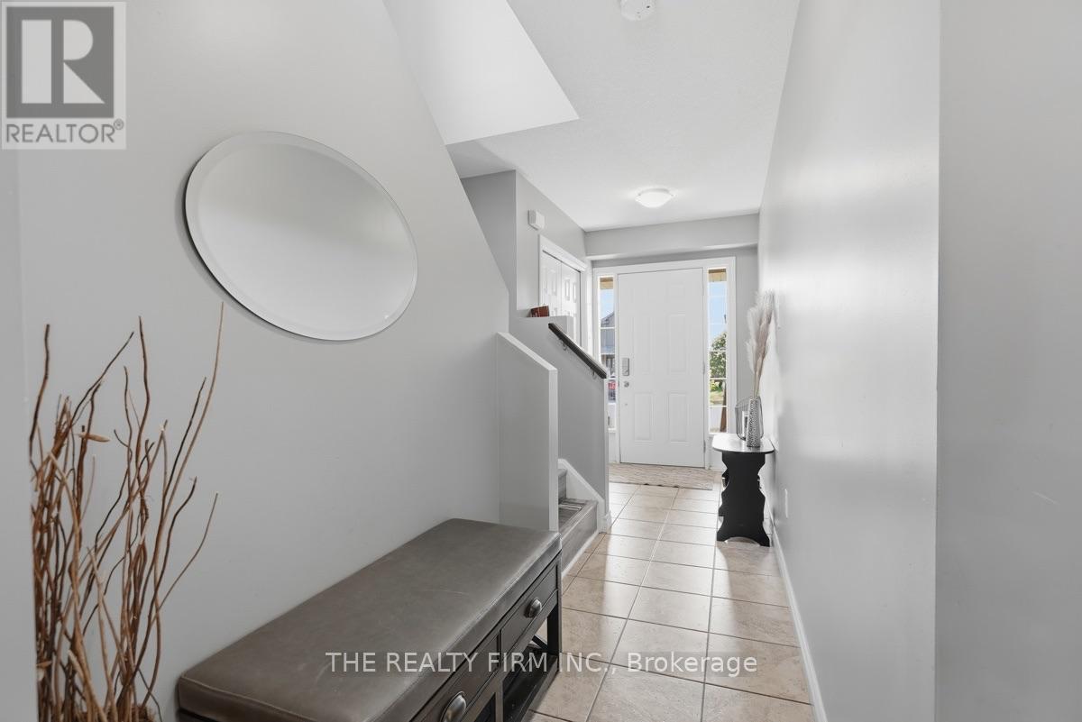 1830 Couldridge Way, London North, Ontario  N6G 5B4 - Photo 4 - X13644772