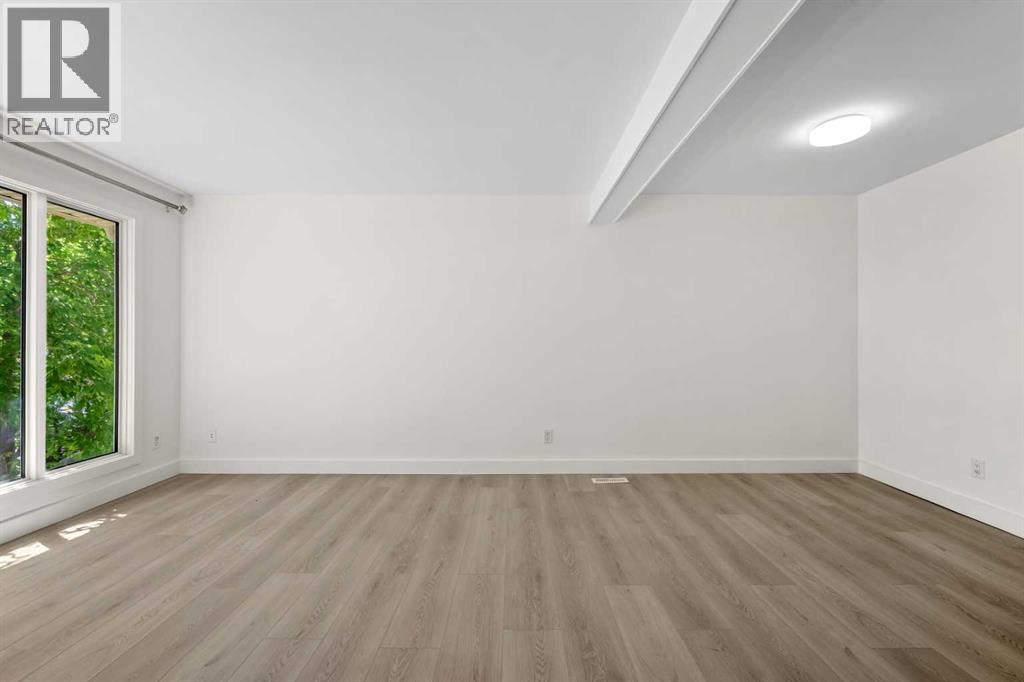134 Erin Ridge Road SE, Calgary, Alberta  T2B 2W9 - Photo 5 - A2323720