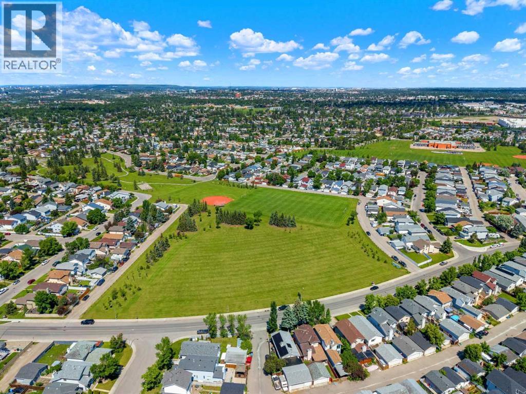 134 Erin Ridge Road SE, Calgary, Alberta  T2B 2W9 - Photo 45 - A2323720
