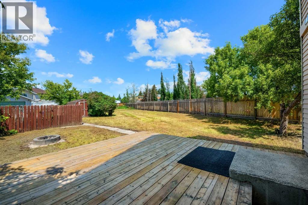 134 Erin Ridge Road SE, Calgary, Alberta  T2B 2W9 - Photo 32 - A2323720