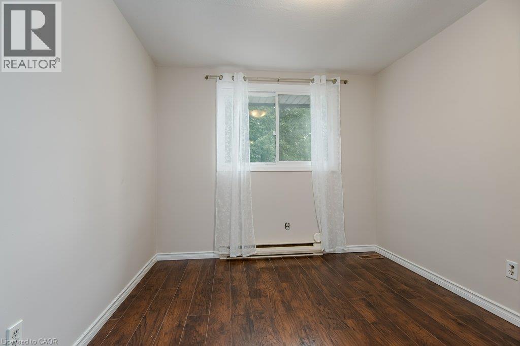 185 Cedarvale Crescent Unit# A, Waterloo, Ontario  N2L 4T3 - Photo 29 - 40853789