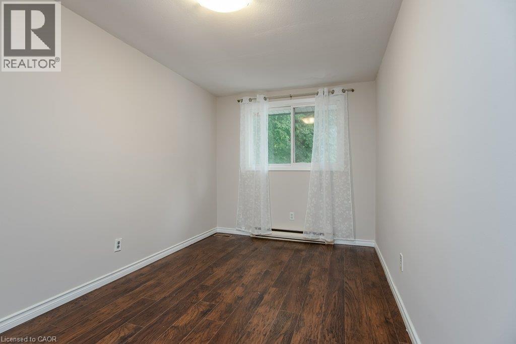 185 Cedarvale Crescent Unit# A, Waterloo, Ontario  N2L 4T3 - Photo 26 - 40853789