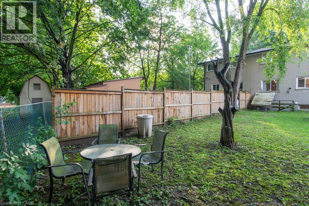 185 Cedarvale Crescent Unit# A, Waterloo, Ontario  N2L 4T3 - Photo 42 - 40853789