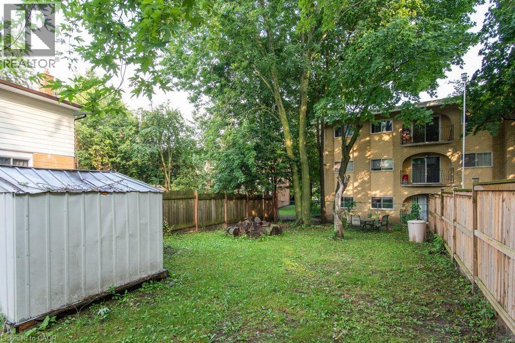 185 Cedarvale Crescent Unit# A, Waterloo, Ontario  N2L 4T3 - Photo 45 - 40853789