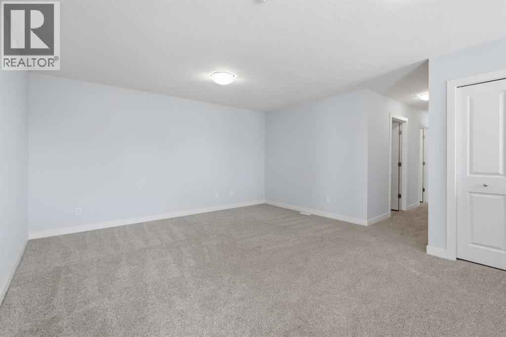 71 Belvedere Green SE, Calgary, Alberta  T2A 7L5 - Photo 18 - A2332635