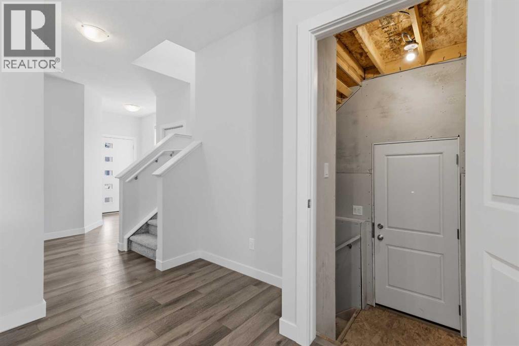 71 Belvedere Green SE, Calgary, Alberta  T2A 7L5 - Photo 32 - A2332635