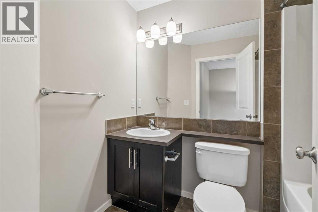 175 Panamount Way NW, Calgary, Alberta  T3K 0S8 - Photo 22 - A2333602