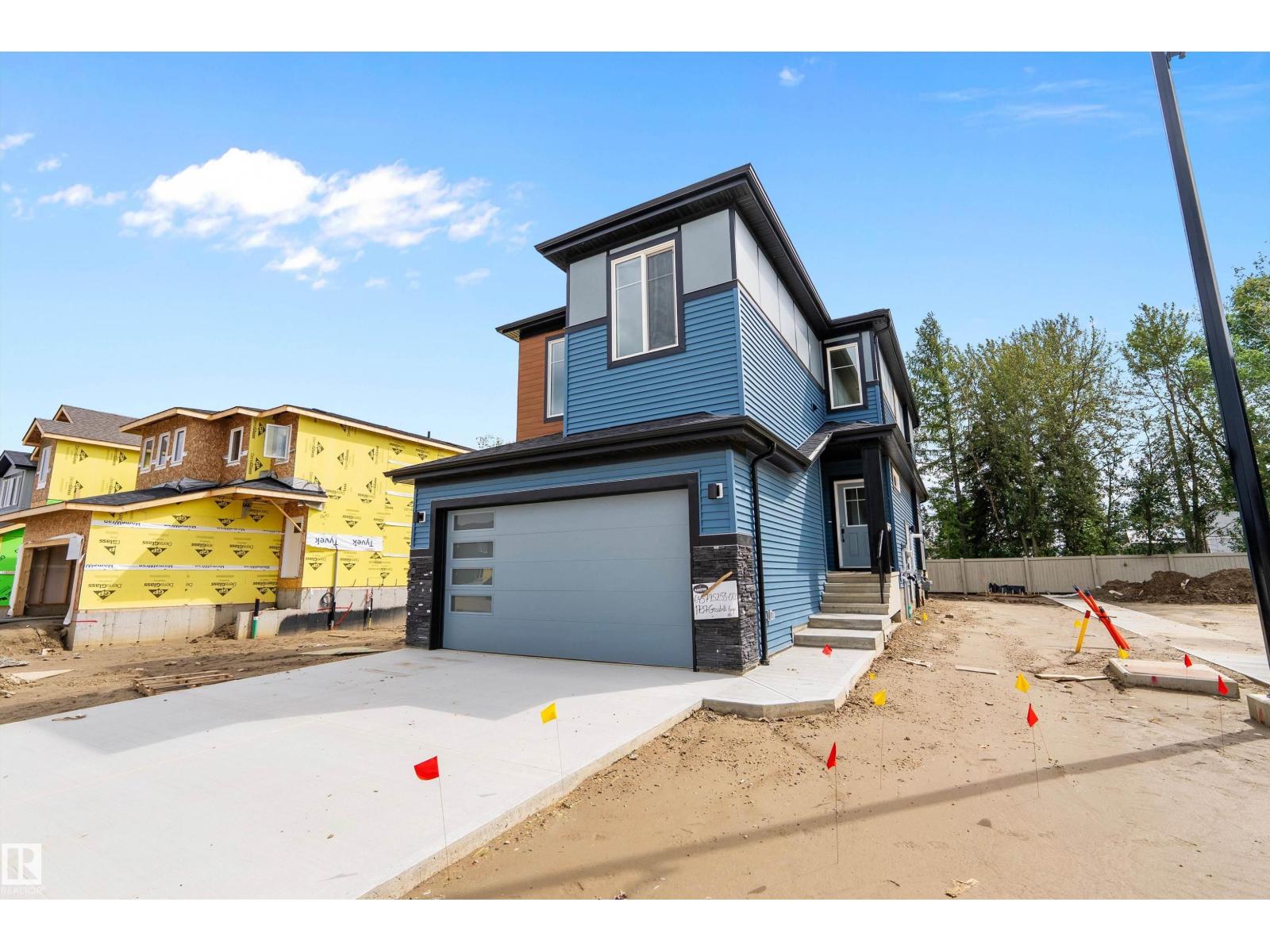 1737 Crossbill Lo NW, Edmonton, Alberta  T5S 0W3 - Photo 2 - E4501399