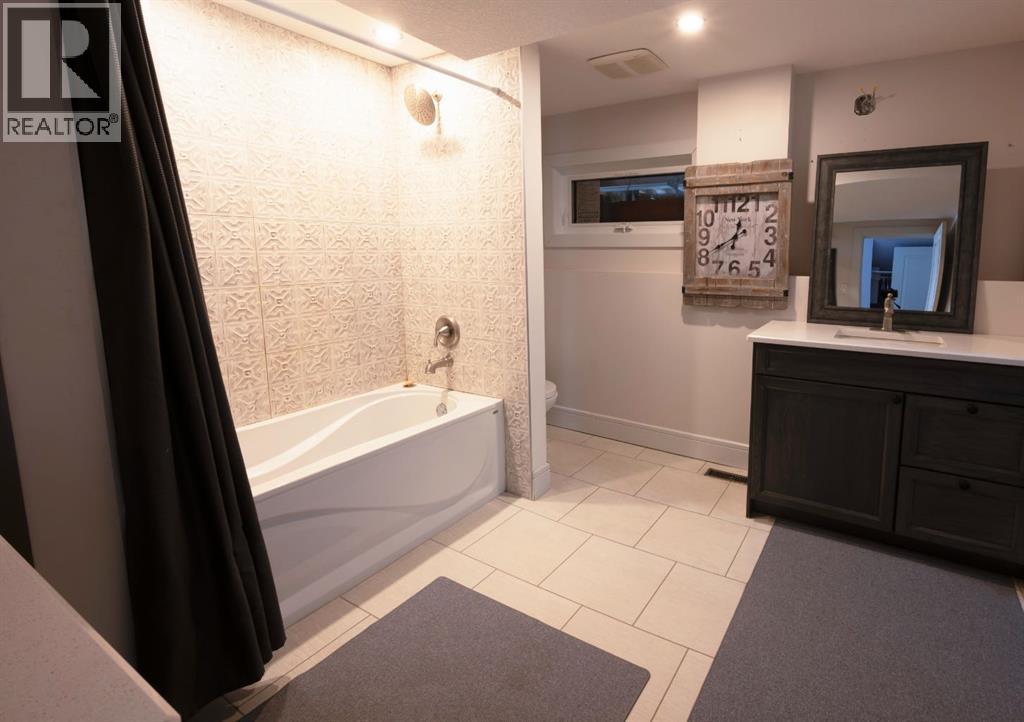 113 Dundas Road, Fort Mcmurray, Alberta  T9K 1B8 - Photo 24 - A2321768