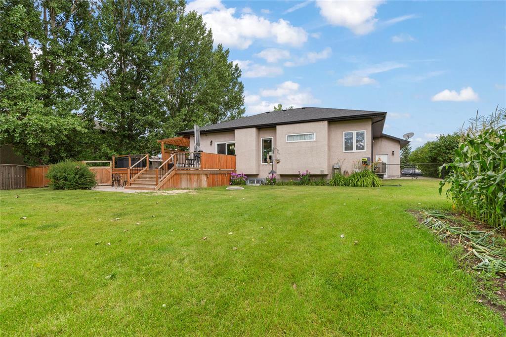 16 Abbey Lane, Steinbach, Manitoba R5G 2H3 - Photo 26 - 202619381