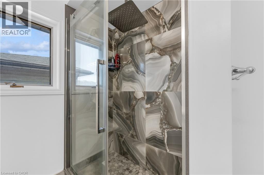 847 West 5th Street, Hamilton, Ontario  L9C 5R4 - Photo 23 - 40841633