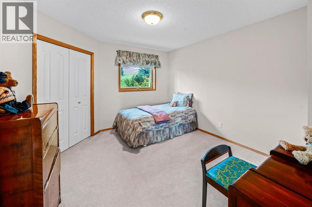 30 Gleneagles View, Cochrane, Alberta  T4C 1N9 - Photo 29 - A2332296